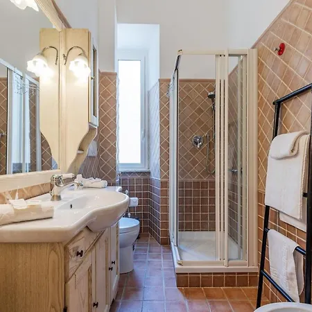 Casa Gracchi Vatican Apartment